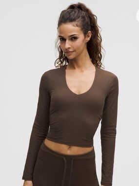 Lululemon All It Takes Ribbed Nulu V-Neck long sleeve T-Shirt B–D Cups